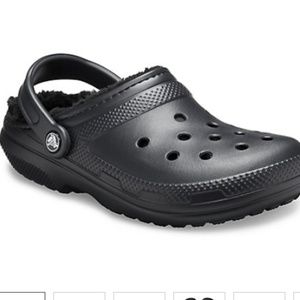 Black fuzz lined womens crocs